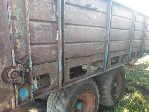 T 088 trágyaszóró eladó T 088 trágyaszóró eladó
