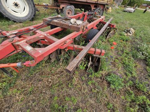 Sasform vontatható V-tárcsa Sasform vontatható V-tárcsa