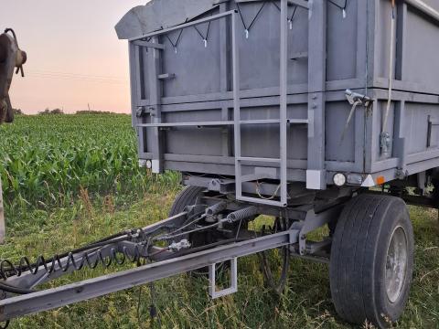 HW 6011 IFA billenős pótkocsi friss műszakival, kamionkerékkel, kukorica vagy napraforgó csere érdekel HW 6011 IFA billenős pótkocsi friss műszakival, kamionkerékkel, kukorica vagy napraforgó csere érdekel