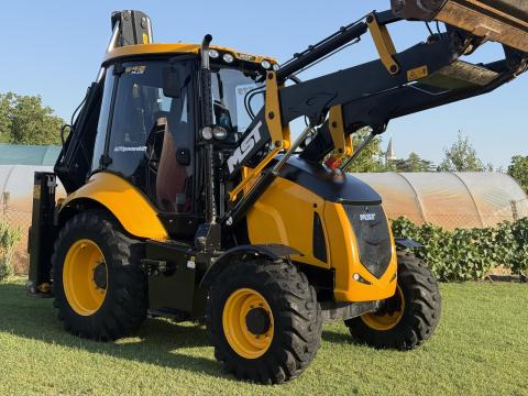 MST 642 Plus kombi kotró rakodógép MST 642 Plus kombi kotró rakodógép