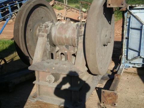 Jászberényi PG8-as pofás törő eladó Jászberényi PG8-as pofás törő eladó