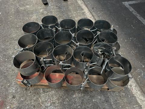 Horganyzott csőbilincs D200, 200 mm hosszú Horganyzott csőbilincs D200, 200 mm hosszú