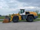 Liebherr L580 / 2015 / 11 200 üzemóra / Lízing 20%-tól