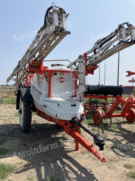 Kuhn Atlantique 3200 literes permetező,  24 méteres alumínium szórókerettel