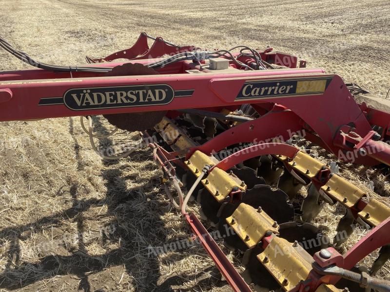 Vaderstad Carrier 820-as rövidtárcsa,  szezonra felkészítve