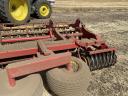 Vaderstad Carrier 820-as rövidtárcsa,  szezonra felkészítve