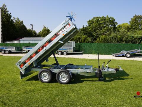 Új fékes Trigano (2500 kg) billenő platós kézipumpás utánfutó akciósan 1.799.000 Ft Új fékes Trigano (2500 kg) billenő platós kézipumpás utánfutó akciósan 1.799.000 Ft
