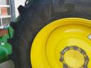 John Deere S670i összkerékhajtásos kombájn