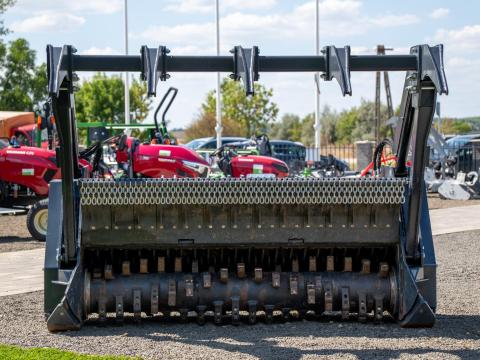 Erdészeti zúzó, mulcsozó, fixfogas szárzúzó 230 cm (használt állapot) / Black Grizzly