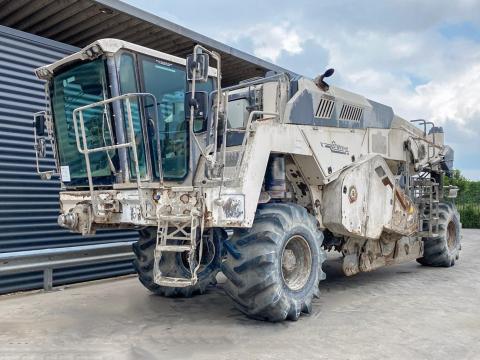 Wirtgen WR 240 / 2013 / 9360 üzemóra / Lízing 20%-tól