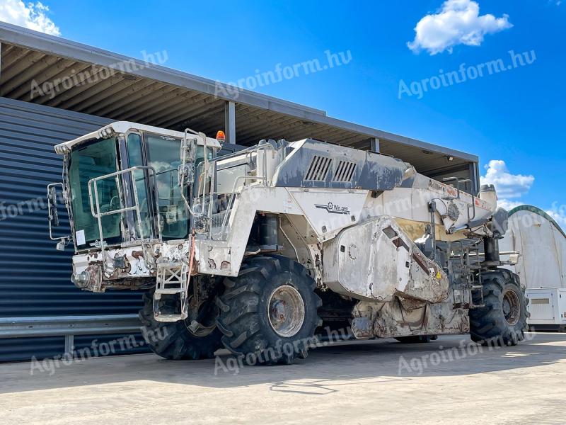 WIRTGEN WR 240i / 2016 / 8919 üzemóra / Lízing 20%-tól