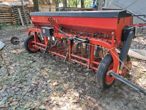 Carraro Texas 90 típusú gabonavetőgép eladó Carraro Texas 90 típusú gabonavetőgép eladó