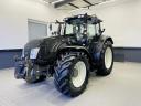 Valtra T213 Versu traktor fordítható üléssel - kiváló állapotban