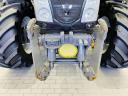 Valtra T213 Versu traktor fordítható üléssel - kiváló állapotban