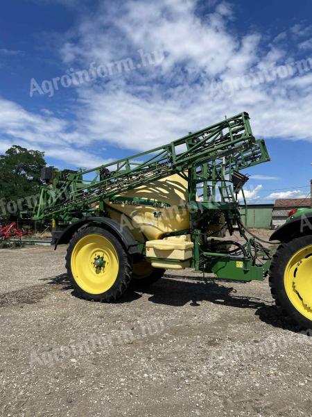 Eladó John Deere 832 permetező