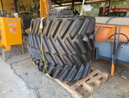 Új gumihevederek Case IH 9230 kombájnhoz