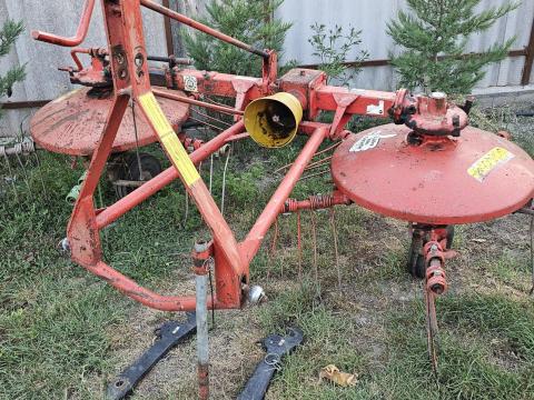 Fella UH 320D rendterítő és rendsodró egyben eladó