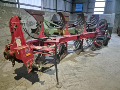 Kongskilde 4 fejes váltva forgatós eke eladó Kongskilde 4 fejes váltva forgatós eke eladó