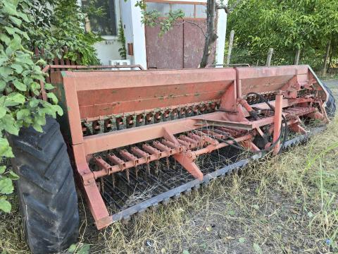 Lajta-32 gabonavetőgép eladó Lajta-32 gabonavetőgép eladó