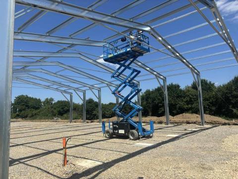 20x40x5 m csarnok, csarnokváz szerkezet, gépszín, műhely, raktár tervezés, gyártás és kivitelezés 20x40x5 m csarnok, csarnokváz szerkezet, gépszín, műhely, raktár tervezés, gyártás és kivitelezés
