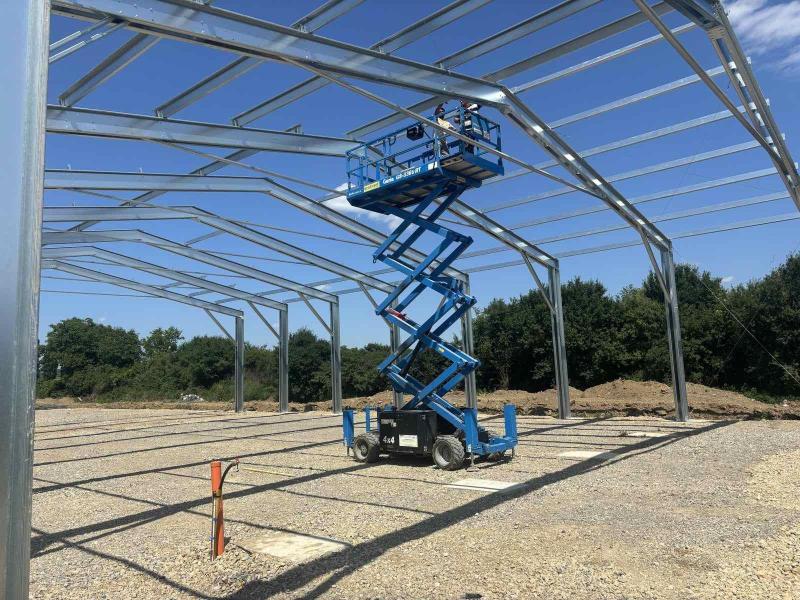 20x40x5 m csarnok, csarnokváz szerkezet, gépszín, műhely, raktár tervezés, gyártás és kivitelezés