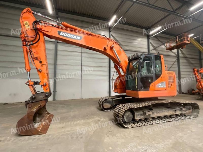 Doosan DX 235 LCR / 2014 / 17 201 üzemóra / Lízing 20%-tól