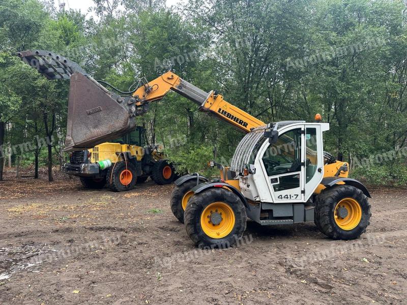 Liebherr teleszkópos rakodó eladó