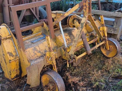 Rumpstad bakhátkészítő eladó Rumpstad bakhátkészítő eladó