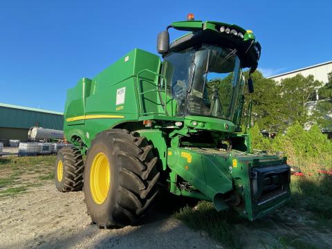 John Deere S670 rotoros kombájn (4WD)