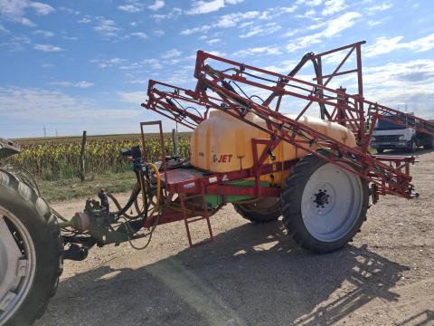 Garden Jet 2000 literes, hidraulikus, 18 méteres permetezőgép eladó Garden Jet 2000 literes, hidraulikus, 18 méteres permetezőgép eladó