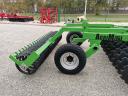 AGRIMETAL 2,8-M vontatott gruber ékgyűrűs hengerrel – ROYALTRAKTOR