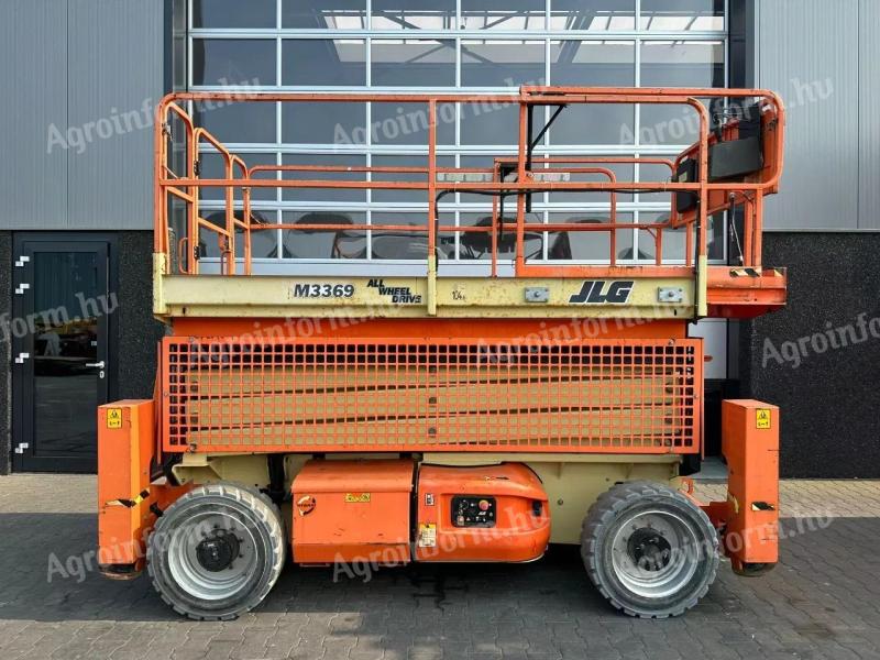 JLG M3369 / 2013 / 239 üzemóra / Lízing 20%-tól