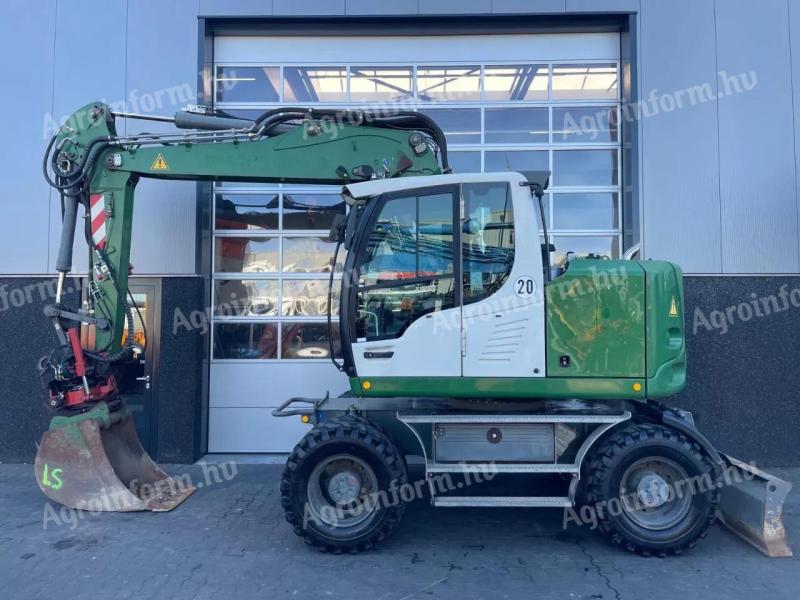 Liebherr A914 Compact / 2014 / 11.569 üzemóra / Lízing 20%-tól