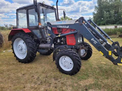 Mtz 820 traktor Blackbull homlokrakodóval eladó Mtz 820 traktor Blackbull homlokrakodóval eladó