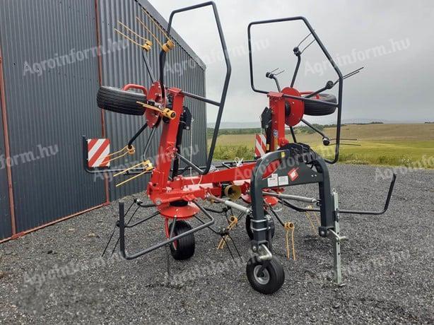Metal-Fach Z578 vontatott rendterítő – Royal Traktor