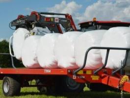 METAL-FACH T954 bálaszállító - Royal Traktor