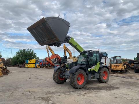 Claas Scorpion 732 teleszkópos rakodó eladó – újszerű, kevés üzemórával Claas Scorpion 732 teleszkópos rakodó eladó – újszerű, kevés üzemórával