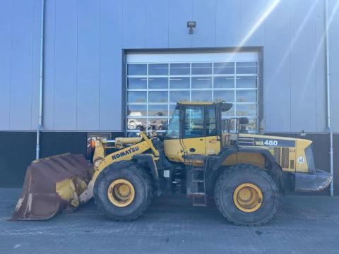 Komatsu WA480-6 / 2013 / 13 074 üzemóra / Lízing 20%-tól