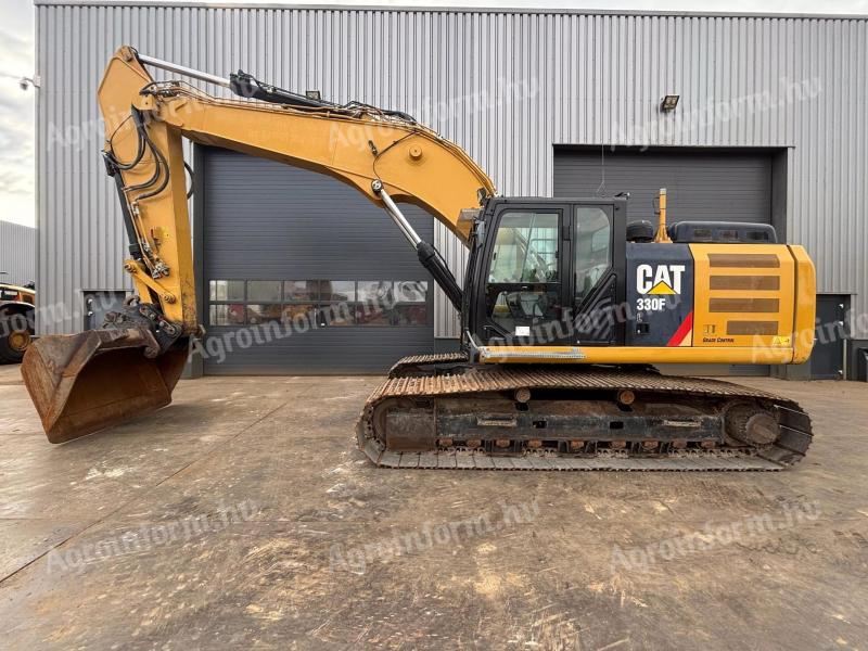 Caterpillar 330FL / 2016 / 13 485 üzemóra / Lízing 20%-tól