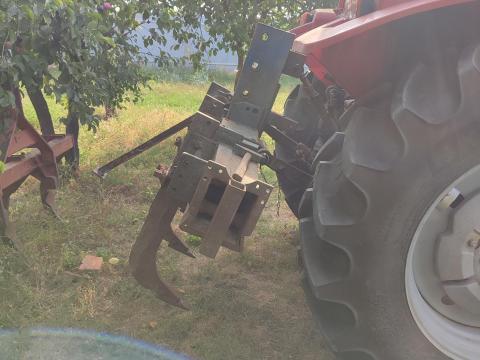 3 késes (IH) talajlazító eladó 3 késes (IH) talajlazító eladó