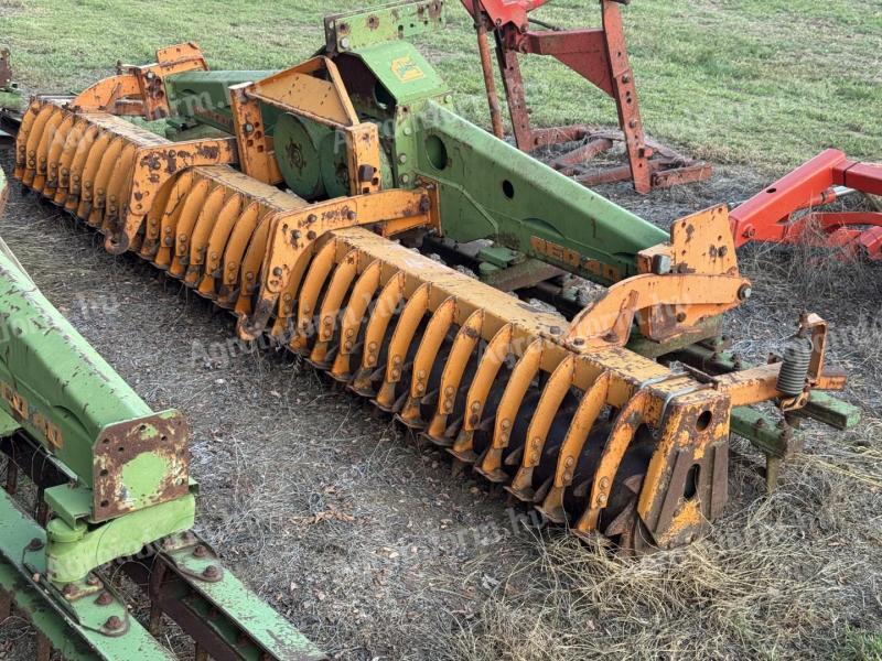 Amazone 4 m-es szinuszborona, rezgőborona, lengőborona, magágykészítő