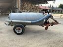 Bauer 2800 l szippantó horganyzott tartállyal