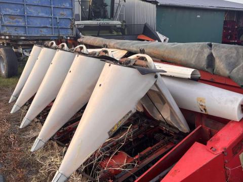 Kukorica adapter, vágóasztal eladó Kukorica adapter, vágóasztal eladó