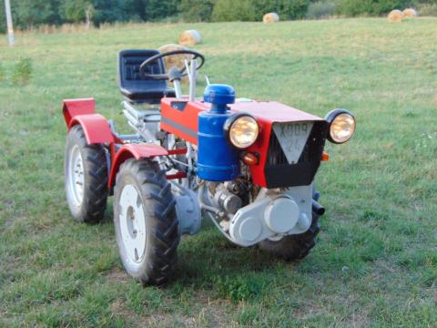 TZ4K 14b kistraktor tartozékokkal eladó