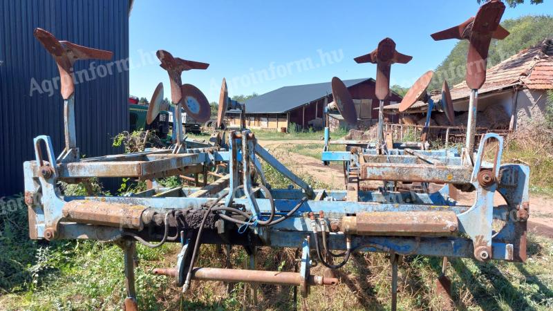 Lemken Smaragd grúber 5 m eladó
