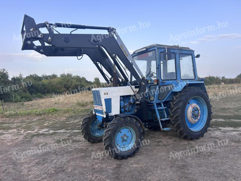 MTZ 80 homlokrakodóval eladó – 1993, keveset használt, felújított traktor