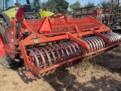 Farmax DRP300 ásógép eladó jó állapotban Farmax DRP300 ásógép eladó jó állapotban
