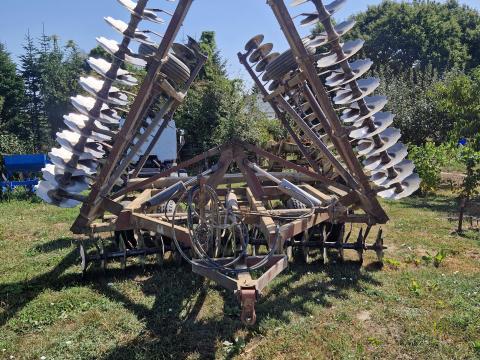 Ih 9,8 m tárcsa Ih 9,8 m tárcsa