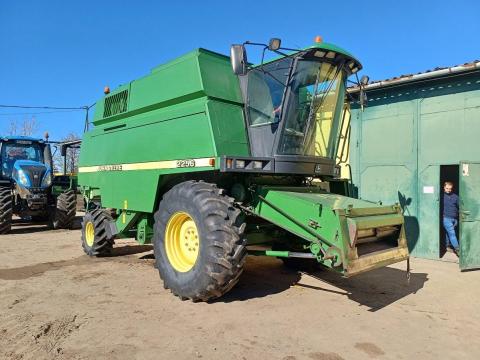 John Deere 2256 kombájn eladó John Deere 2256 kombájn eladó
