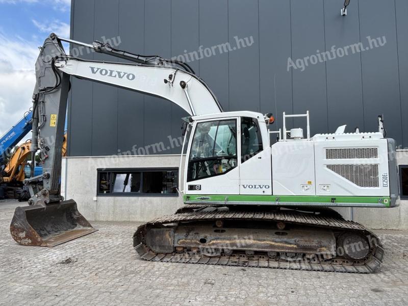 Volvo EC250EL / 2014 / 14 284 üzemóra / Lízing 20%-tól